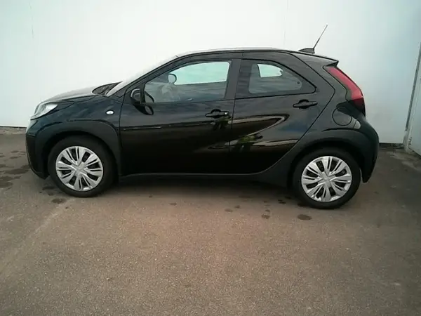 AYGO X